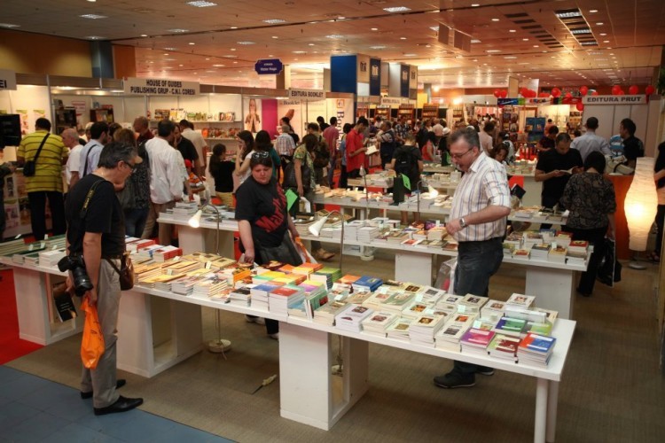 Bookfest-2014-750x500