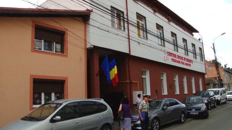 centru de urgenta oamenii strazii