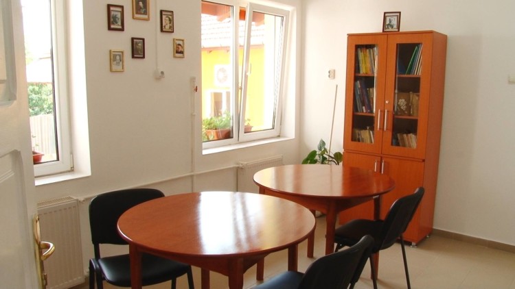 centru de urgenta pt oamenii strazii