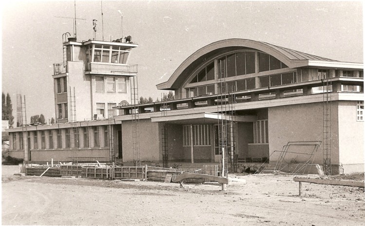1965Constructie aeroport