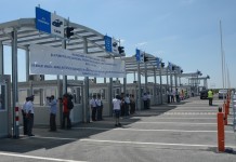 Coadă la ieşirile din ţară la vămile Nădlac I şi II