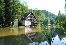 Prima serie de bilete pentru tratament rezervate pensionarilor