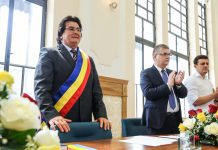 Primarul Nicolae Robu promite: “În curând veți vedea simulări cu Podul Jiul. O simulare de zi și una de noapte”