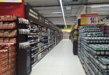 Au dat iama la raionul cu alcool și au furat în neștire