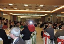 Sârbii din Banat și-au urat “Srecna Nova Godina!” Aceștia s-au distrat şi au spart multe pahare