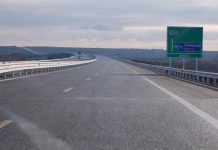 Dacă aveţi de gând să circulaţi pe A1 spre Lugoj, aflaţi că sunt probleme în trafic. Rute alternative