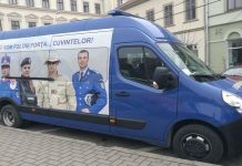 Jandarmii vor să te atragă de partea lor! Atenţie vor folosi forţa… cuvintelor