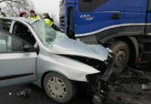 Accident teribil de circulaţie! Un bărbat a murit, iar o femeie şi trei copii au ajuns la spitat