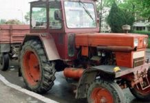 Un tractorist a băgat în spital o femeie și un copil, în urma unui accident rutier!