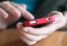 Mai puţine apeluri înşelătoare, care folosesc date de identificare false, făcute în numele unor instituţii publice, bănci sau companii