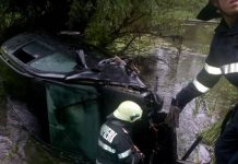 Accident cu șapte victime pe drumul ce leagă Timișoara de Moravița! O mașină a căzut în gol de pe un pod