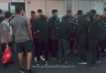 33 de irakieni, depistați într-un tir de marfă la frontieră!