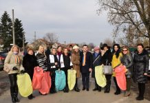 O sută de lampioane tricolore lansate în cartierul Ronaț! Așa a marcat echipa ALDE Timiș Centenarul Marii Uniri!