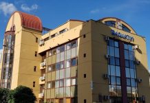 Casieriile Aquatim, închise în a doua zi de Rusalii