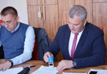 Lupta între viceprimar şi primar la Peciu Nou, pe Legea 544 continuă. Se pare că şeful comunei nu prea are chef să ofere terenuri tinerilor, conform legii