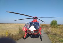 Bărbat prins sub un mal de pământ! Se încearcă salvarea lui de urgenţă