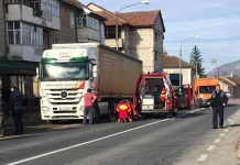 Bărbat, călcat de tir! Nu a mai avut nicio șansă în ciuda eforturilor medicilor sosiți la fața locului