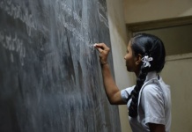 Cand se intra in online si cum se fac orele de sport de luni