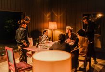 PREMIERĂ LA TEATRUL MAGHIAR DE STAT TIMIȘOARA: „Omul care nu putea vorbi decât ceea ce citea” – în regia și scenariul lui Adrian Sitaru