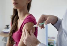 Tot mai puțini oameni aleg sa să vaccineze împotriva Covid