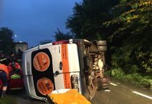 Accident cu mulți răniți după ce un microbuz s-a „intersectat” cu o mașină