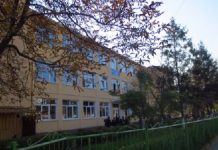 În Timișoara și în județ, copiii îngheață în clase. Alte școli vor trece în online. Primăria e depășită, nu are nicio soluție