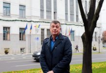 Continuă sarabanda concursurilor ilegale la Primărie: „prostia are talentul de a fi insistentă”