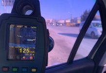 Aproape fiecare şofer tras pe dreapta s-a ales cu amendă. Mulţi şi cu permisul luat