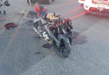 Un tânăr aflat pe motociclu, rănit și transportat la spital, după ce o femeie a intrat cu mașina în el