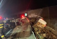 Un mort și doi răniți după un carambol pe A1