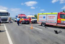 A intrat pe contrasens și a băgat două persoane în spital
