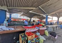 Amenzi la Piețele Cârțan și 700 după descinderea polițiștilor locali