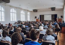 Ioana Pârvulescu a fost alături de liceenii din Timișoara, la invitația UVT