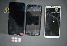 Ce mamă stricată! Şi-a scos fetele la „produs” virtual