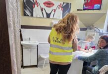 Curieri și constructori, prinși de ITM că munceau la negru. Multe amenzi date luna trecută