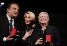 Ada Hausvater, directorul TNT, onorată cu Ordinului Național „Pentru Merit” în grad de Cavaler