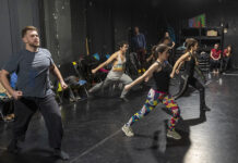 Premieră cu aproape toți actorii Teatrului Maghiar de Stat ”Csiky Gergely”