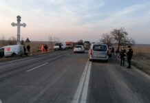 Accident grav aproape de Orțișoara. Un șofer neatent a băgat o femeie nevinovată în spital