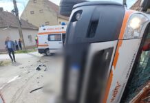 Când ambulanța bagă alți oameni în spital! Accident la Ciacova