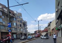 FOTO Accident în zona Modern: un șofer începător a ajuns la spital