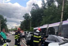FOTO Accident cu un tramvai și cinci mașini la Pădurea Verde!