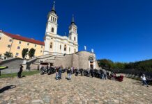 Pelerinaj Moto Timișoara – Mănăstirea Maria Radna ajunge la a 3-a ediție 30 august 2025 – Credință, unitate și comemorare pe două roți