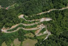 Investiție istorică în infrastructura din Timiș: S-a semnat contractul pentru primul tronson al DJ 684, șoseaua spectaculoasă care unește trei județe