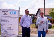 Lucrările de asfaltare au început (și) la Gătaia: 12 străzi vor fi modernizate printr-un parteneriat între CJ Timiș și primărie